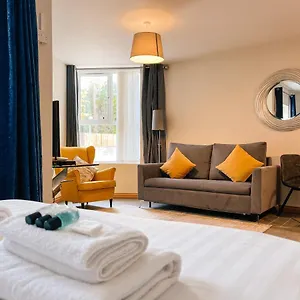 **** Aparthotel Broc House Ireland